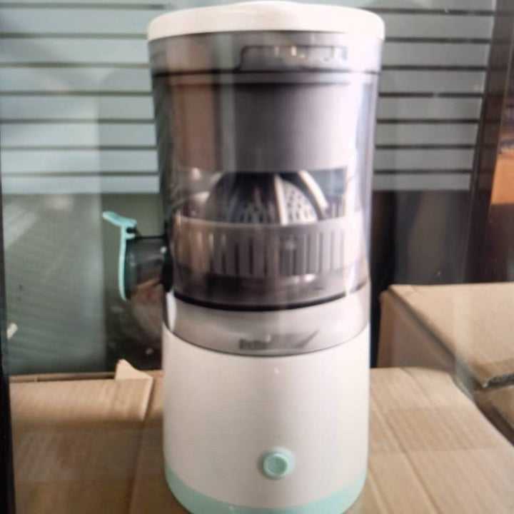 Portable Mini Electric Juicer